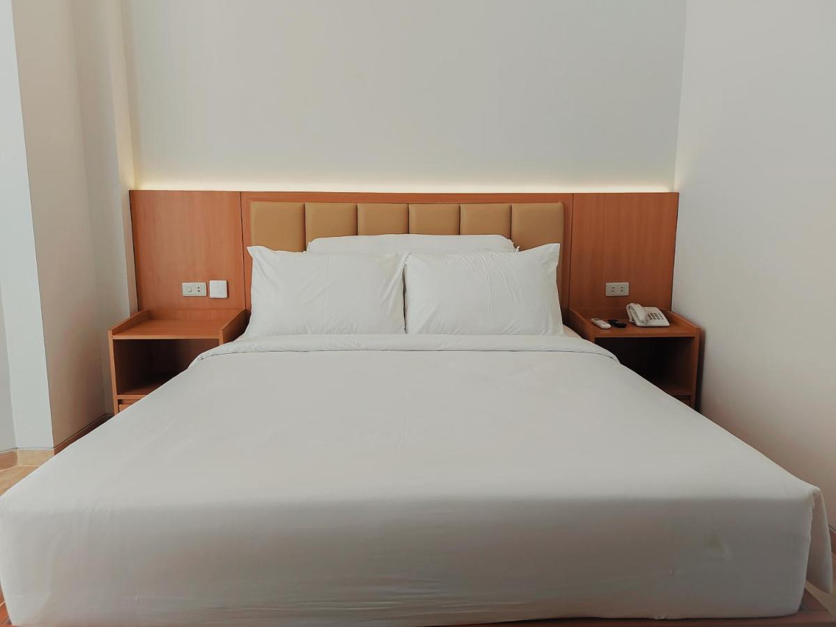 Ayman Syariah Hotel 수라바야 외부 사진